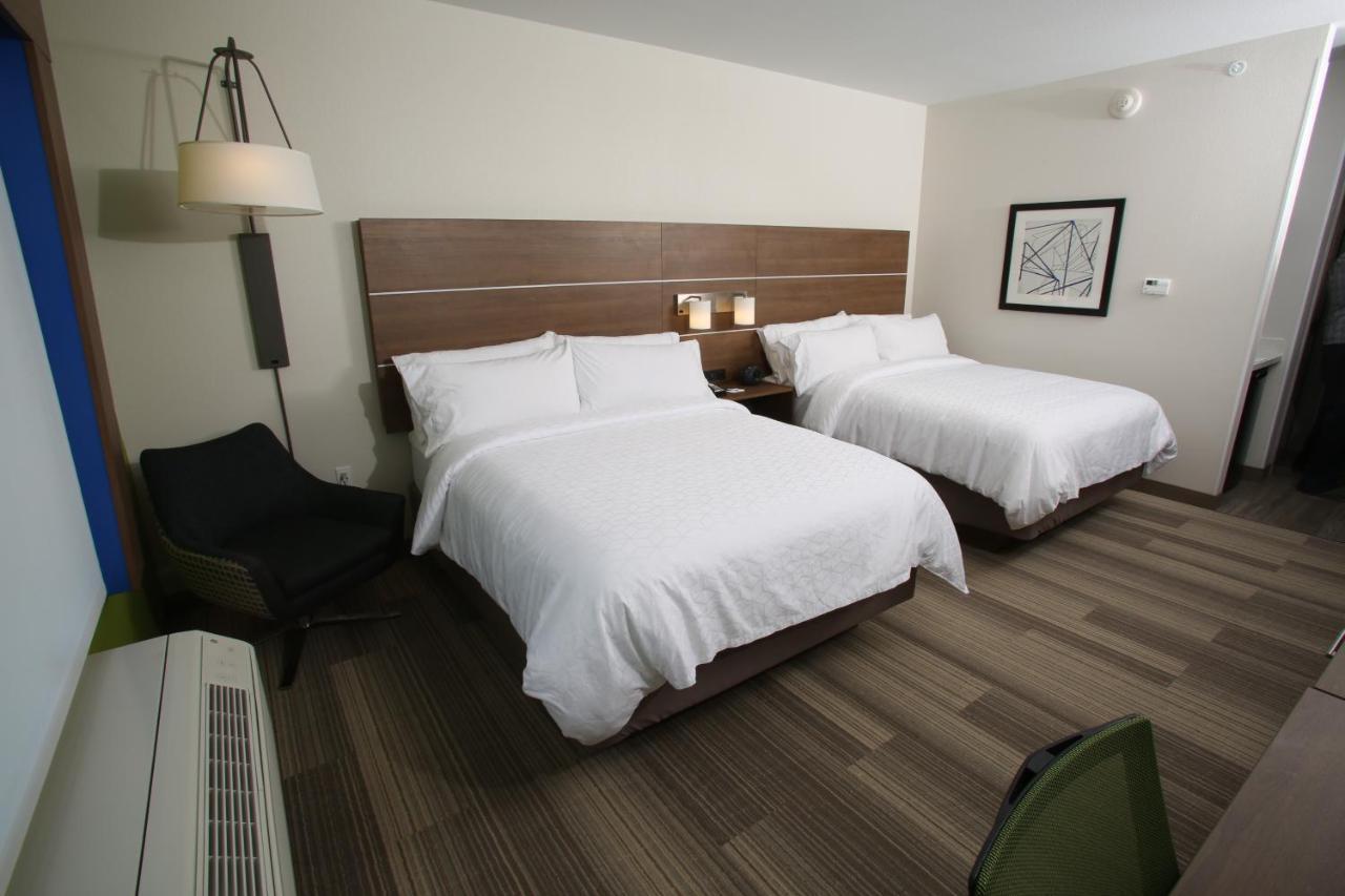 Holiday Inn Express - Mccook By Ihg Exterior foto